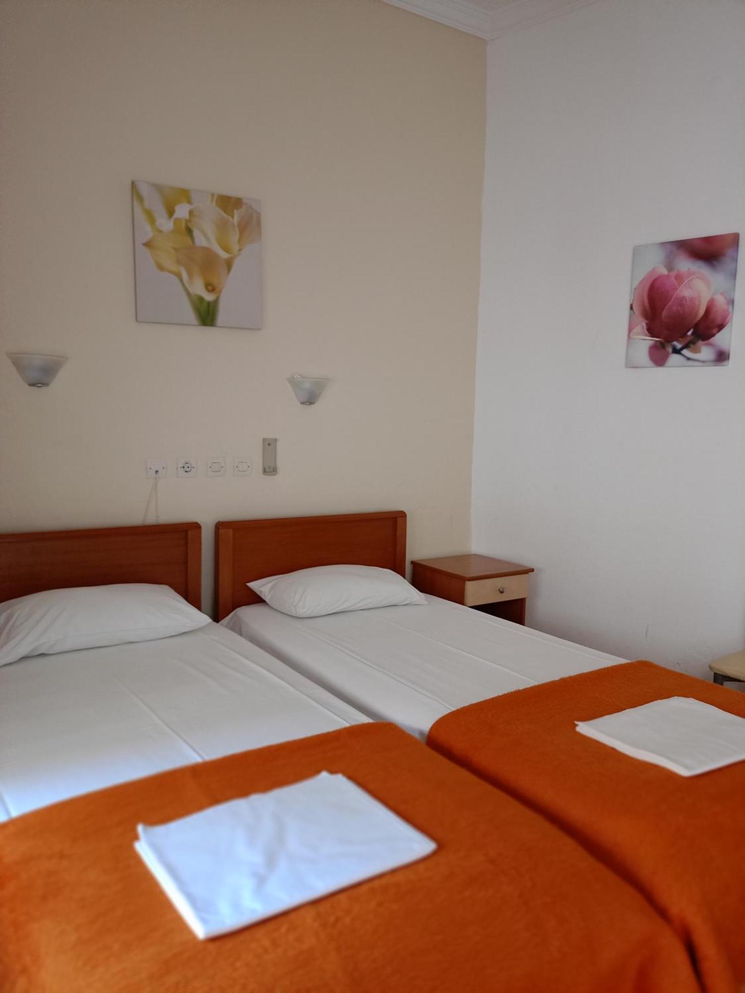 Efstratios Hotel Лутра-Эдипсу Экстерьер фото