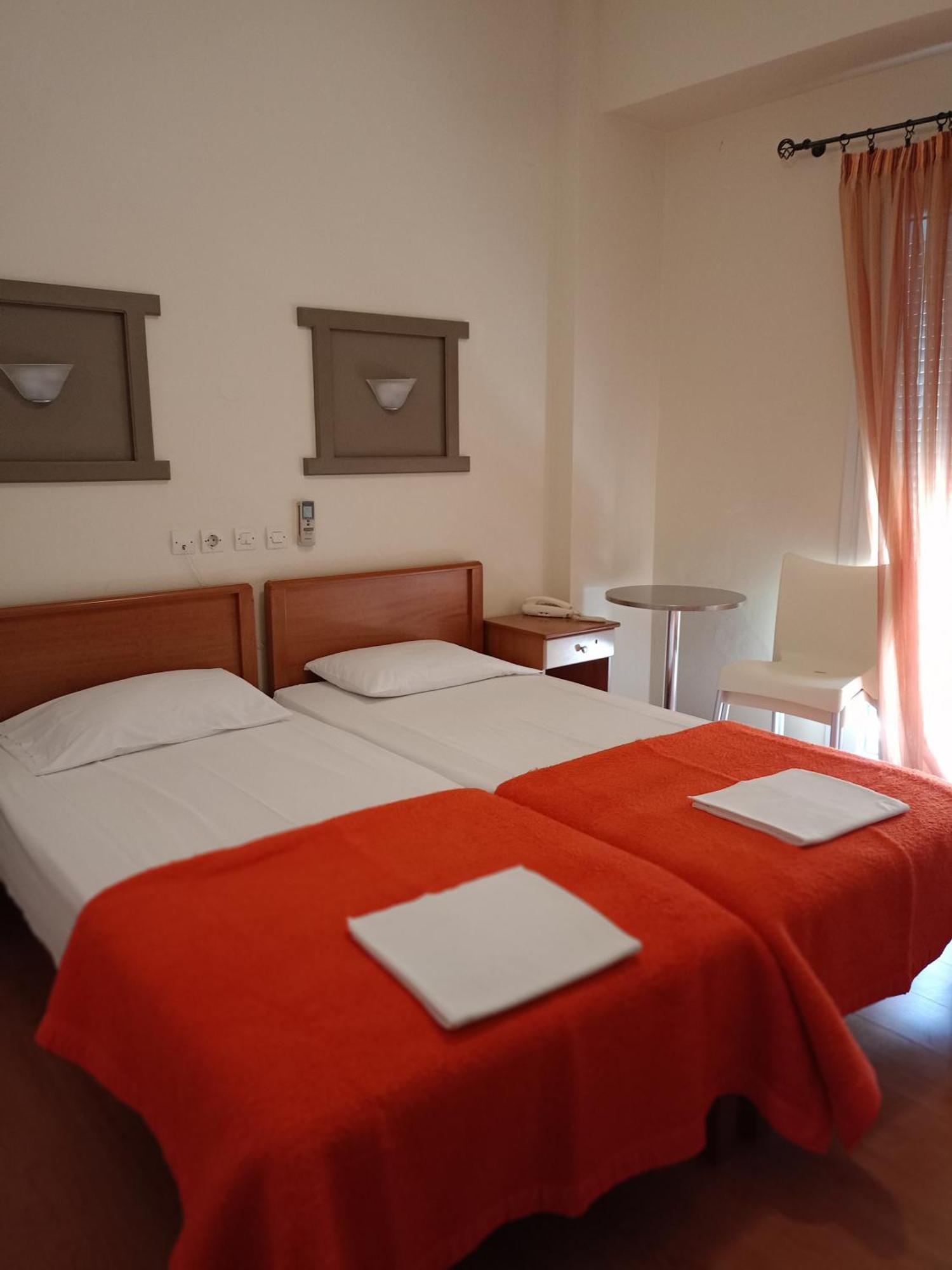 Efstratios Hotel Лутра-Эдипсу Экстерьер фото