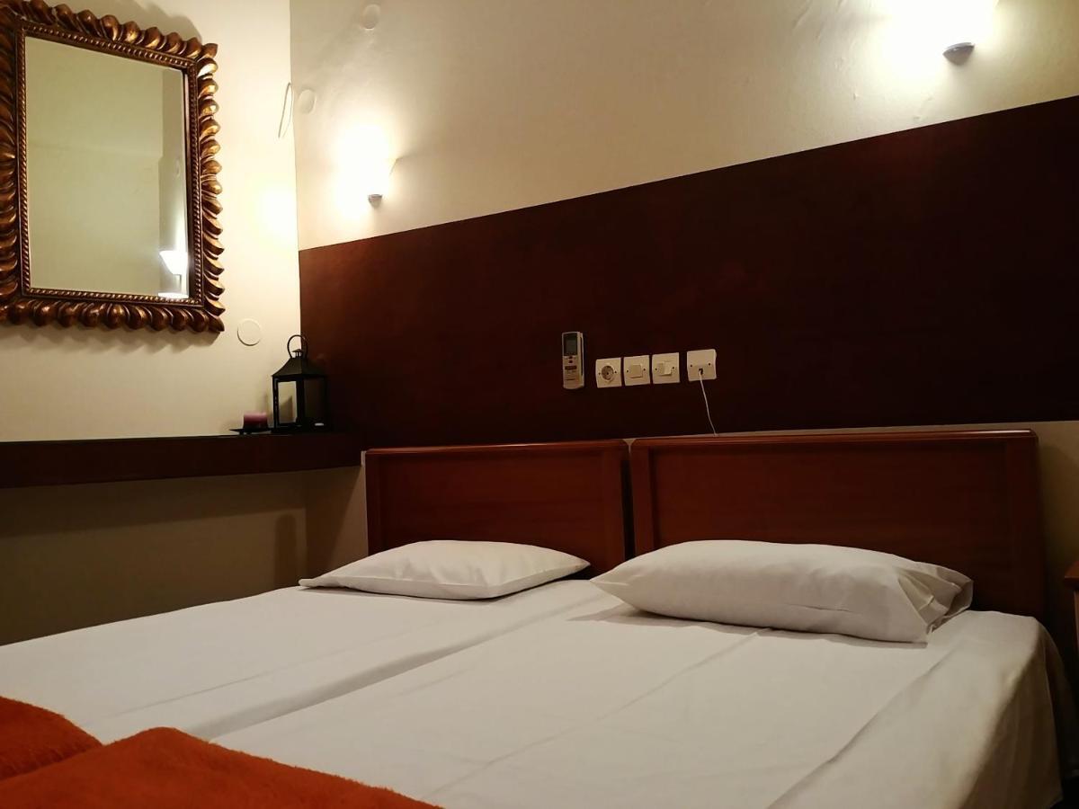 Efstratios Hotel Лутра-Эдипсу Экстерьер фото